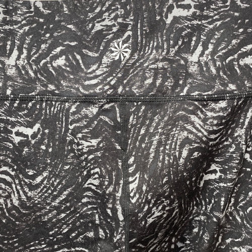 ATHLETA Leggings - Black & Gray Abstract Pattern - Picture 4 of 16